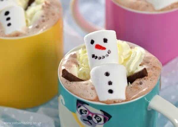 Cute and easy snowman homemade hot chocolate - fun Christmas food for kids - perfect for a North Pole Breakfast - Eats Amazing UK