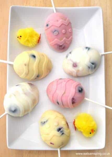 Super easy Easter egg breakfast pops for kids - fun and healthy Easter treat idea