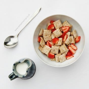 Eats Amazing - Ideas for healthy breakfasts that are all free from refined sugar - mini shredded wheats with strawberries