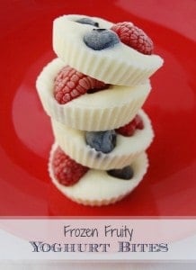 Eats Amazing UK - Easy and healthy frozen fruity yoghurt snack idea with free child friendly recipe sheet to print out - fab idea for cooking with children!
