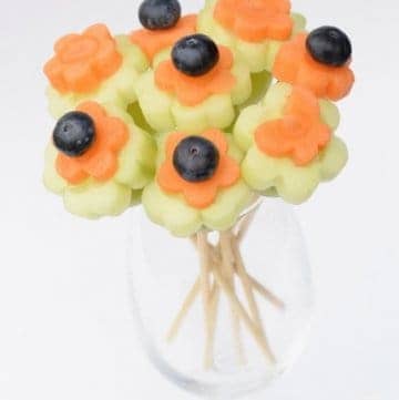 Easy Vegetable Bouquet - Healthy and fun kids snack idea for springtime from Eats Amazing UK