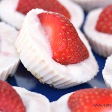 Gorgeous Strawberry Granola Frozen Yoghurt Bites - great for breakfast snack time or dessert - super simple recipe for kids