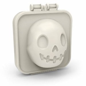 Fred Egg-a-matic Skull egg mould from the Eats Amazing UK bento shop