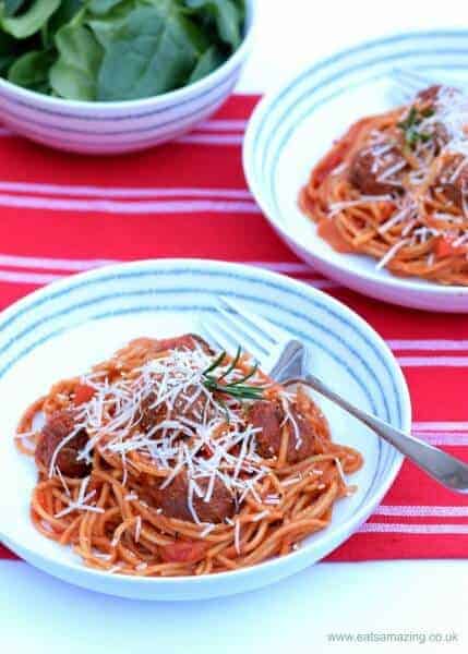 Super easy one-pot spaghetti with meatballs recipe - perfect for a quick and easy family friendly mid-week dinner