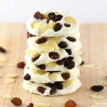 Super simple health snack idea - fruit and nut yoghurt bites recipe from Eats Amazing UK