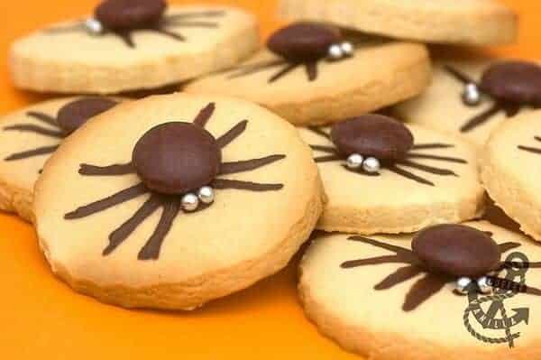 Awesome Spider Themed Food Ideas for Halloween - Spider Cookies - Coffee & Vanilla
