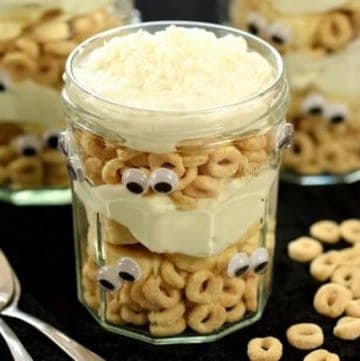 Cute and easy gluten free spooky Banana breakfast parfaits - a fun kids food idea for Halloween - Eats Amazing UK