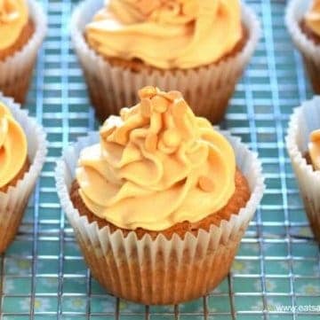 Easy salted caramel cupcakes recipe with homemade salted caramel buttercream icing - a gorgeous dessert for any party - Eats Amazing UK