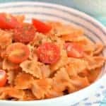 Simple pasta sauce recipe stuffed with hidden veggies - a great base for loads of different meals including pizza and pasta - family friendly recipe from Eats Amazing UK