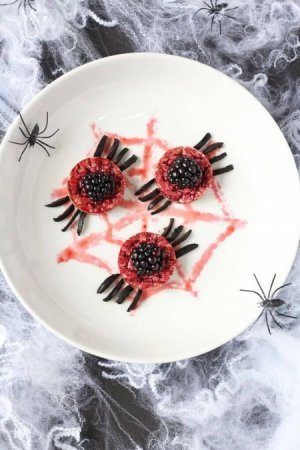30 Healthy Halloween Party Food Ideas for Kids - Eats Amazing.