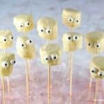How to make quick and easy banana ghost pops - easy recipe for kids - fun Hallloween treat dessert from Eats Amazing UK