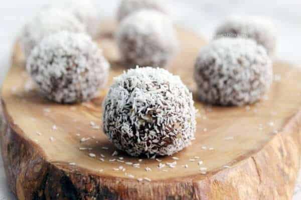 30 Easy Edible Gifts Kids Can Make for Christmas - Swedish Chocolate Balls from The Petite Cook