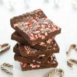 Super easy 5 minute 3 ingredient candy cane chocolate fudge recipe - plus 3 other flavour ideas - perfect for homemade Christmas Gifts - Eats Amazing UK