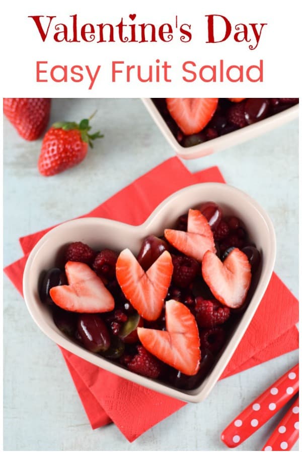 Easy Valentines Day fruit salad recipe - great fun and healthy Valentines food for kids #EatsAmazing #valentinesday #valentines #fruitsalad #easyrecipe #kidsfood #healthykids #cookingwwithkids #hearts #strawberries #berries #dessertrecipes #healthydessert #funfood #cutefood