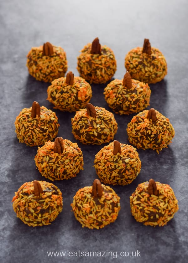 These fun pumpkin spice energy balls are baked with delicious autumn flavours for a healthy snack that kids will love