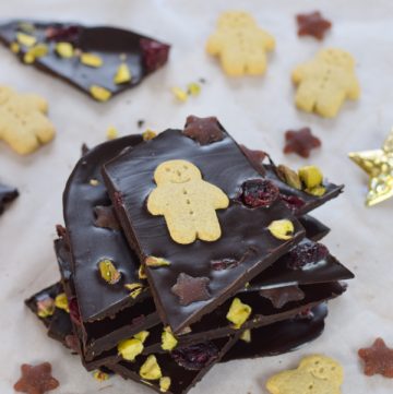 How to make homemade coconut oil chocolate bark - fun and healthy Christmas treat recipe for kids