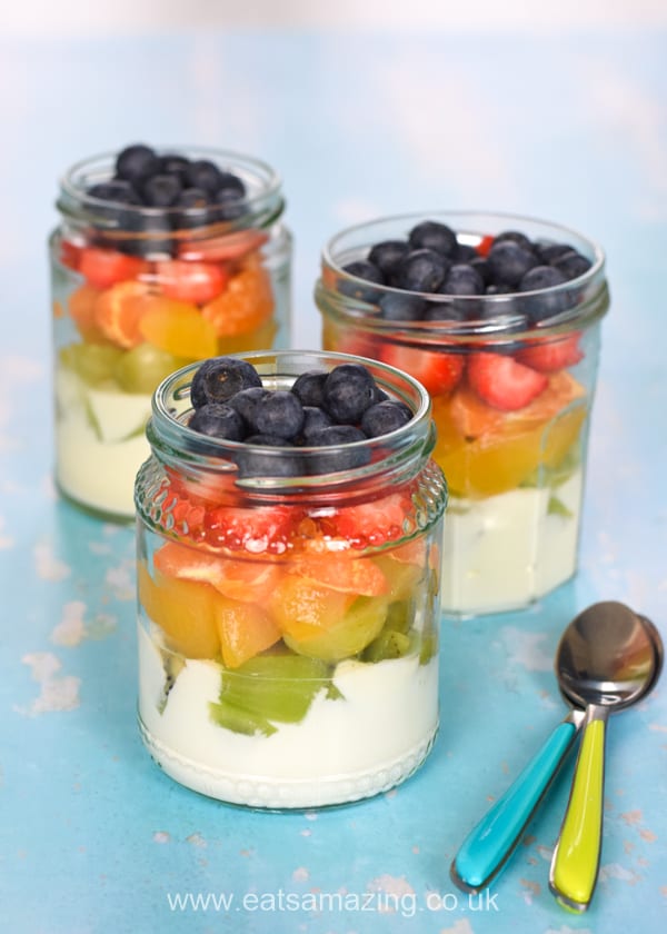 Cute and easy rainbow fruit salad in a jar - fun healthy recipe for kids