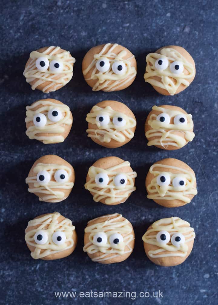 Fun and easy Mummy Halloween peanut butter balls recipe - fun Halloween food for kids