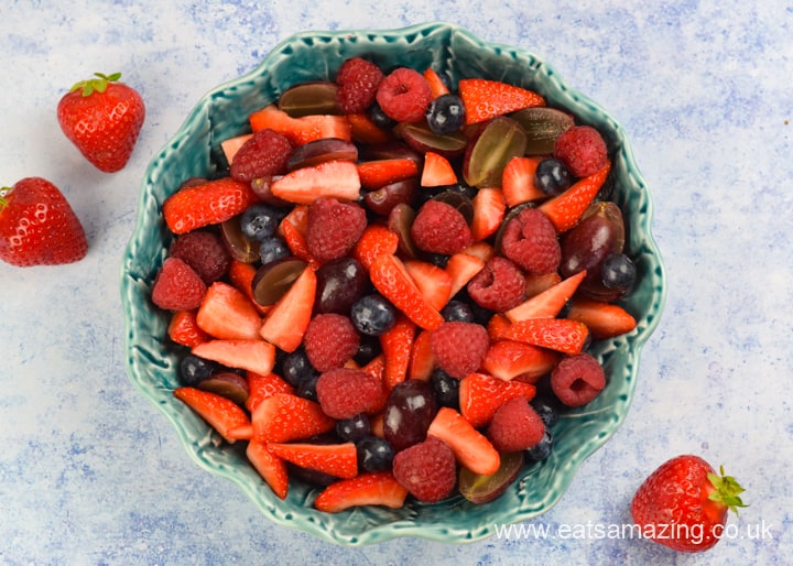 Quick and easy berry fruit salad recipe for kids