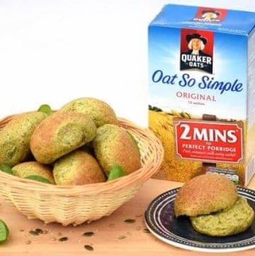 Delicious and healthy oat and spinach bread rolls recipe with Quaker Oats from Eats Amazing UK