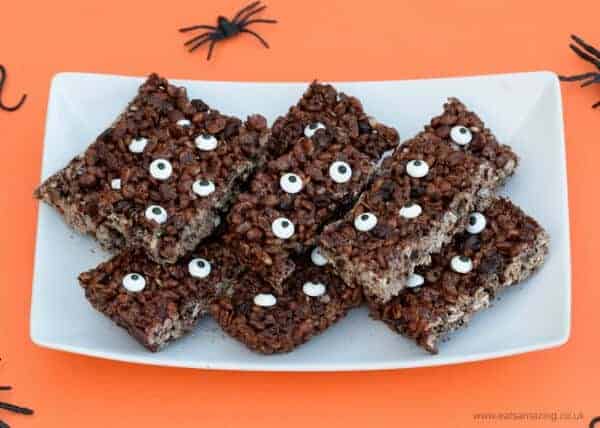 Monster rice crispy treats recipe - these fun treat bars make perfect party food and are great for cooking with the kids - fun Halloween food idea from Eats Amazing UK