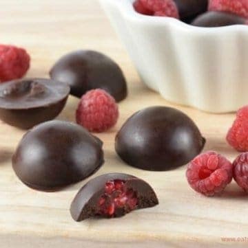 Super quick and easy raspberry dairy free chocolate recipe from Eats Amazing UK - gluten free and nut free recipe too